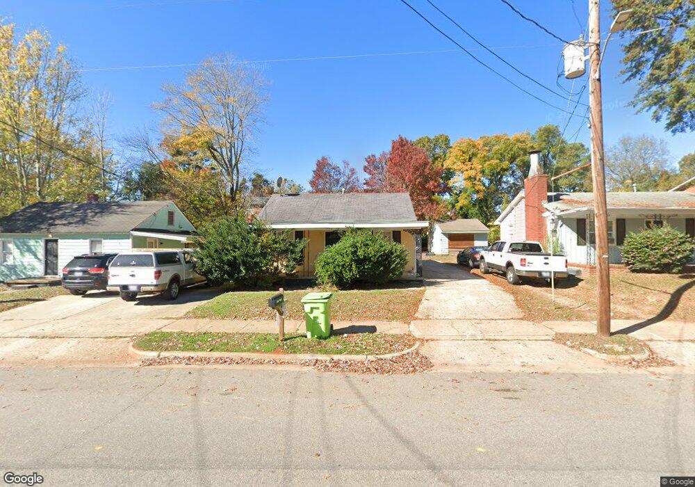 1406 Crest Rd, Raleigh, NC 27606 - photo 1