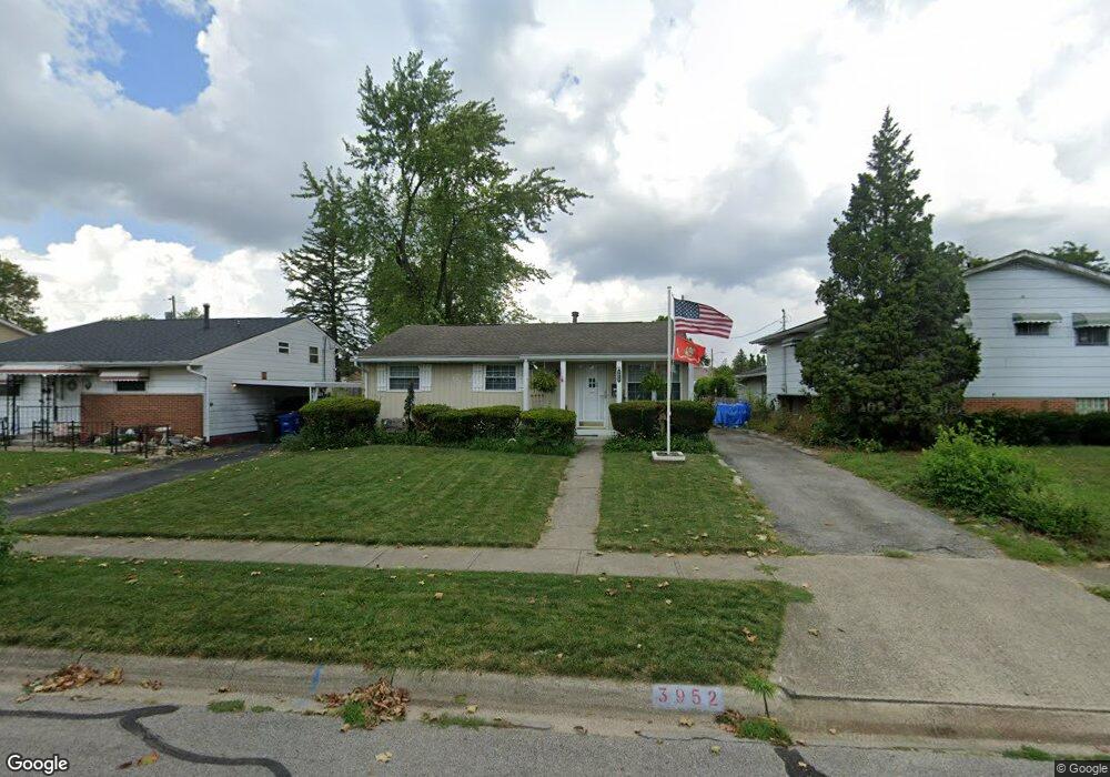 3952 Lynward Rd, Columbus, OH 43228 - photo 1