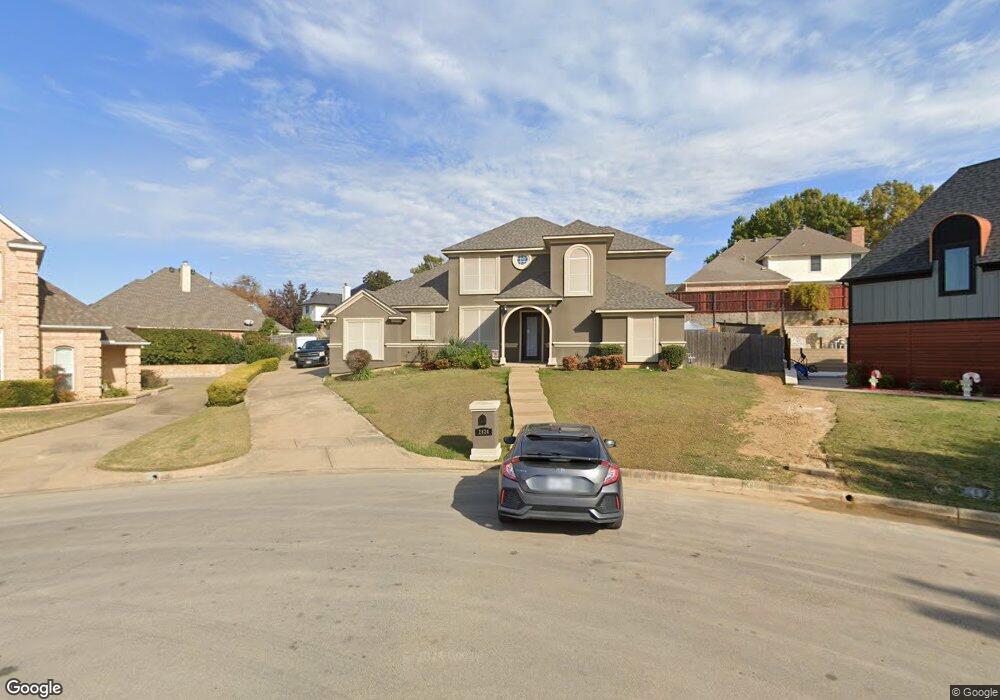 2824 Mesa Ct, Hurst, TX 76054 - photo 1