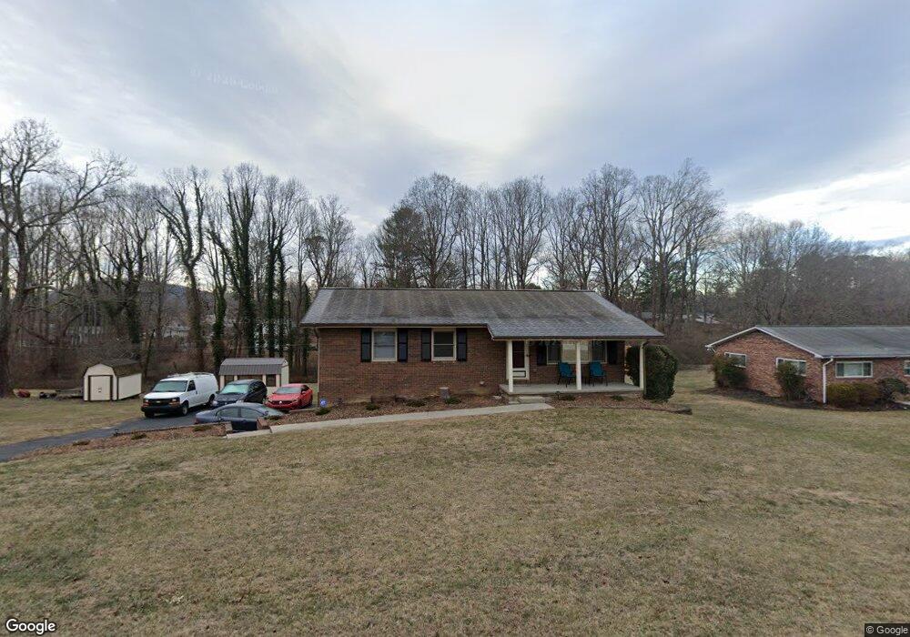 117 Wynnbrook Dr, Hendersonville, NC 28792 - photo 1