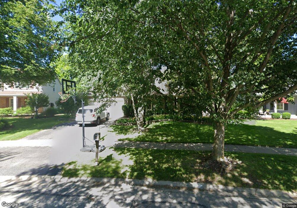 2528 Newport Dr, Naperville, IL 60565 - photo 1