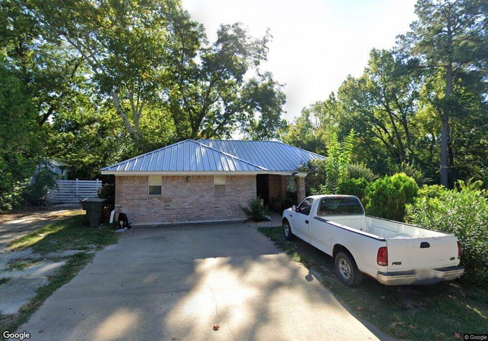 611 Burk St, Nacogdoches, TX 75964 - photo 1