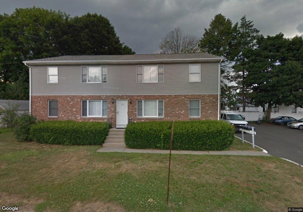 217 Charlotte St unit 1, Waterbury, CT 06704 - photo 1