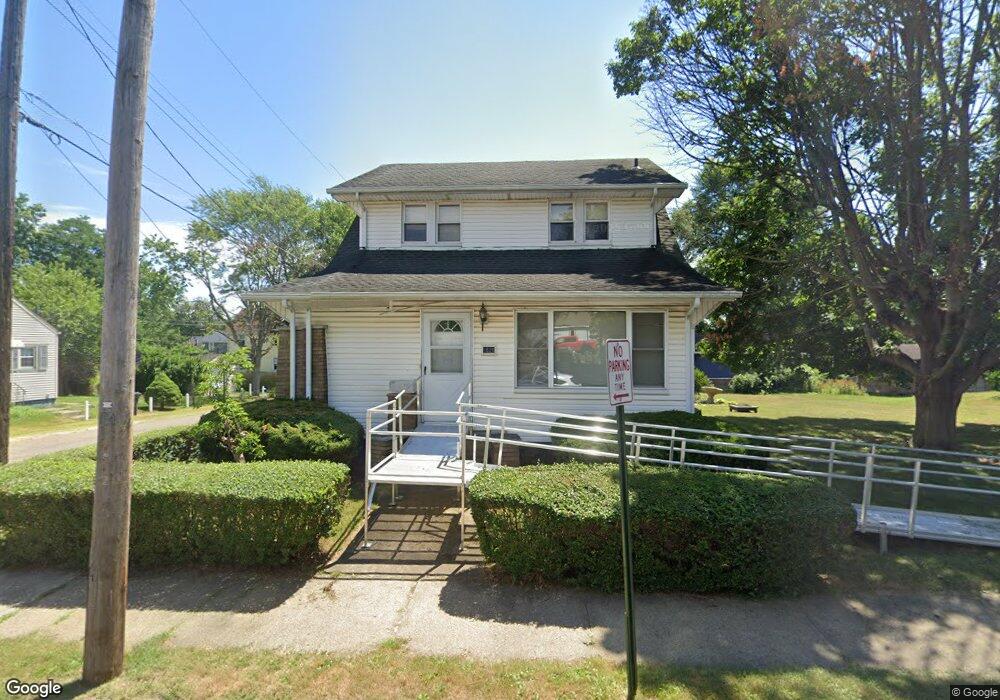 1626 Gross Ave NE, Canton, OH 44705 - photo 1