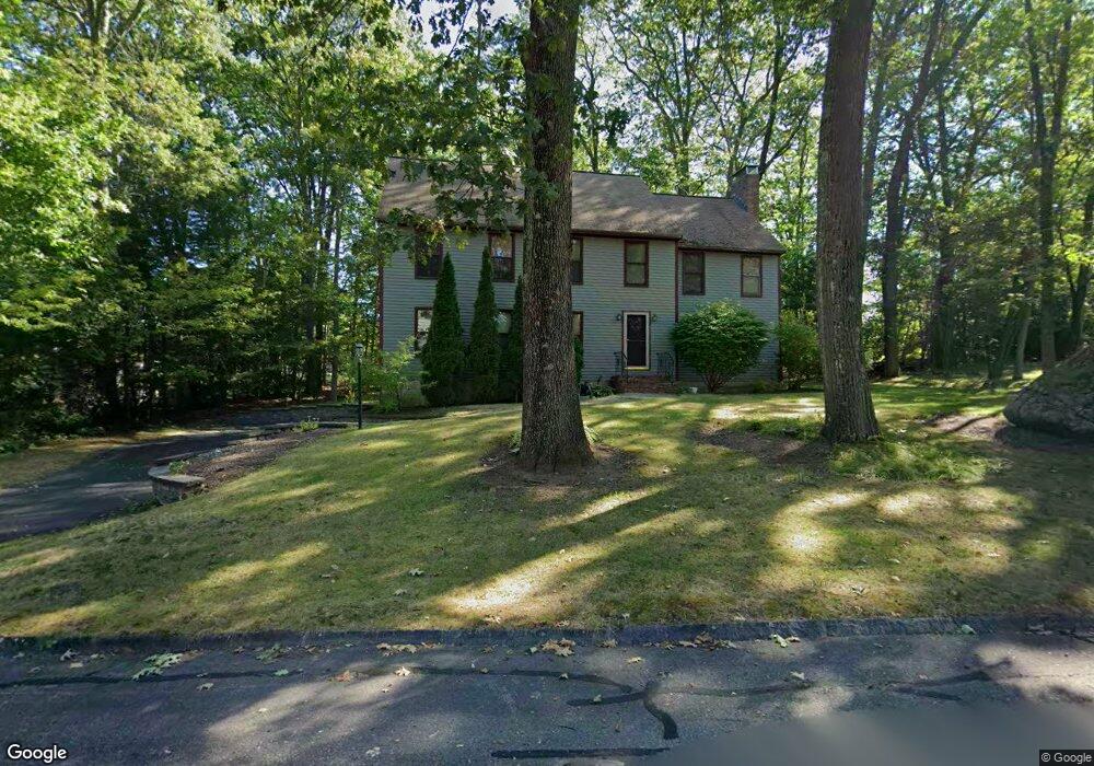 4 Kevin Rd, Nashua, NH 03062 - photo 1