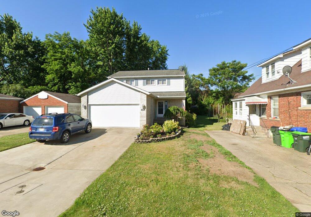 1454 Bellview St, Wickliffe, OH 44092 - photo 1