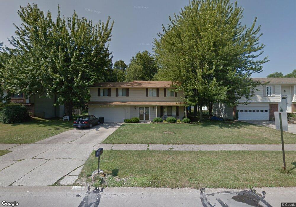 26740 Skyline Dr, Olmsted Falls, OH 44138 - photo 1