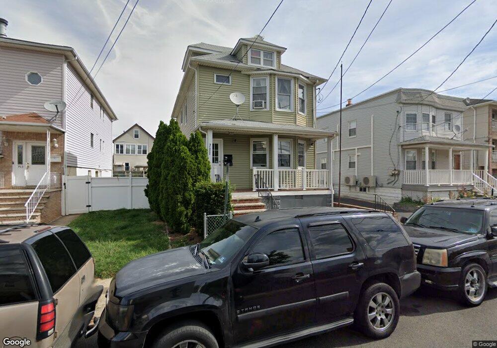 711 Bacheller Ave, Linden, NJ 07036 - photo 1