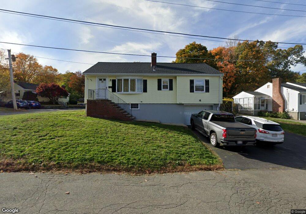 11 Coolidge Rd, Wakefield, MA 01880 - photo 1