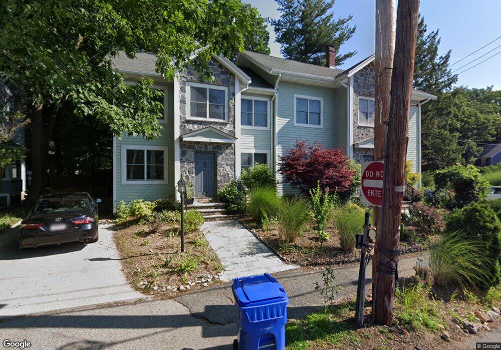 5 Forest St unit 1, Newton Highlands, MA 02461 - photo 1