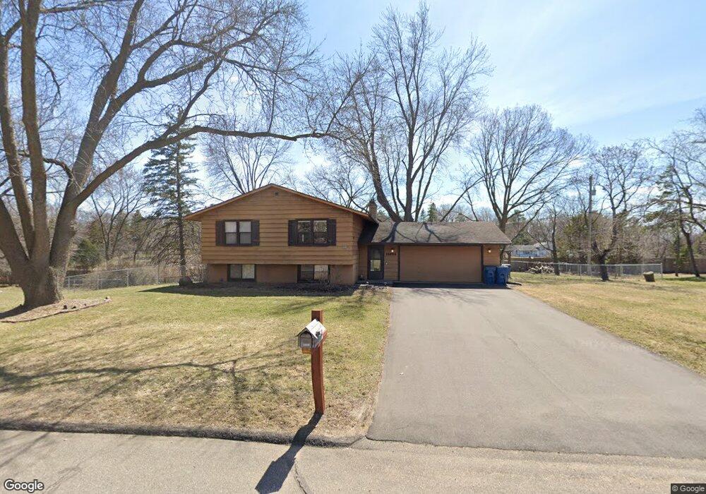 15513 Boulder Creek Dr, Minnetonka, MN 55345 - photo 1