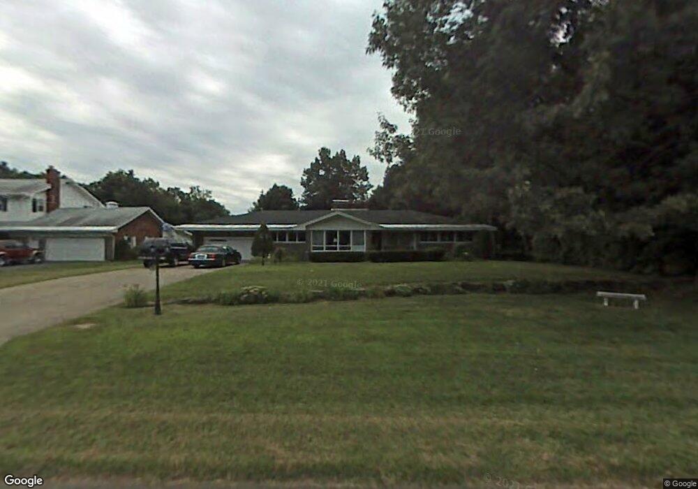 1013 Fairlane Rd, Schenectady, NY 12306 - photo 1