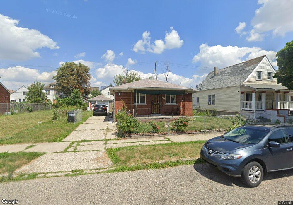 12310 Mitchell St, HamtraMcK, MI 48212 - photo 1
