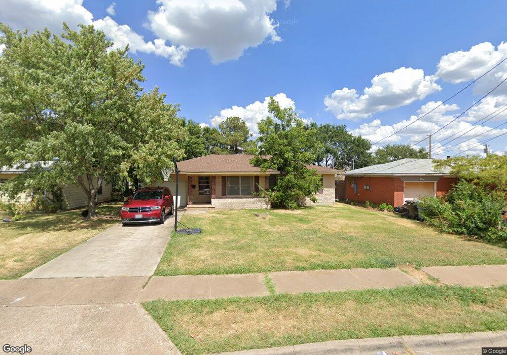 2313 N Shannon St, Sherman, TX 75092 - photo 1