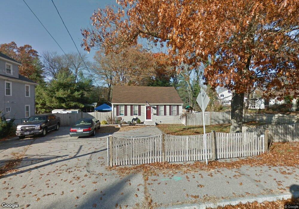 955 Temple St unit 955, Whitman, MA 02382 - photo 1