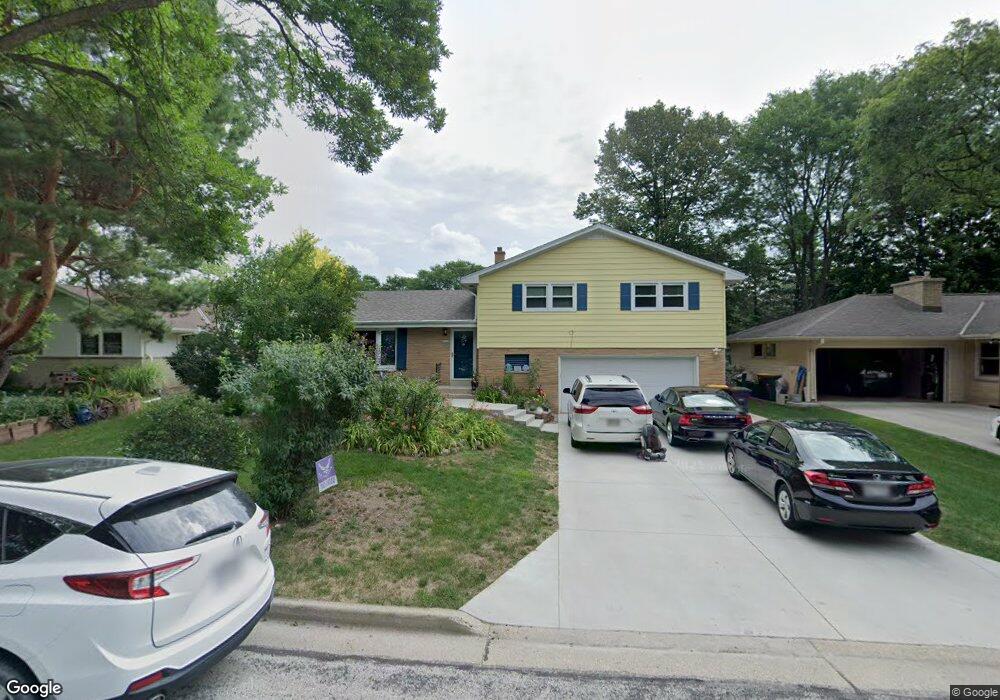 1014 N 122nd St, Milwaukee, WI 53226 - photo 1