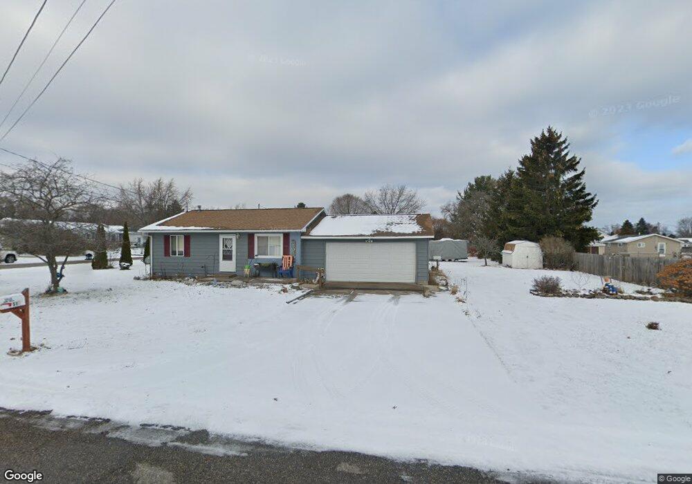 510 Pierce St, Oscoda, MI 48750 - photo 1