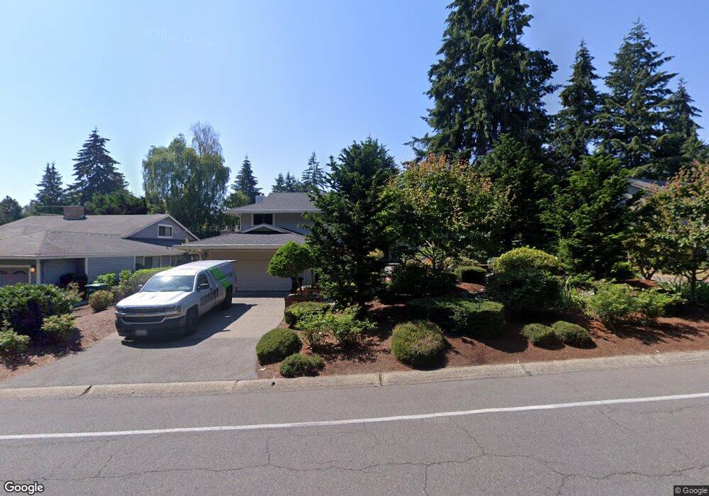 8521 SE 71st St, Mercer Island, WA 98040 - photo 1