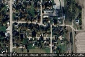 208 E Depot St, New Sharon, IA 50207