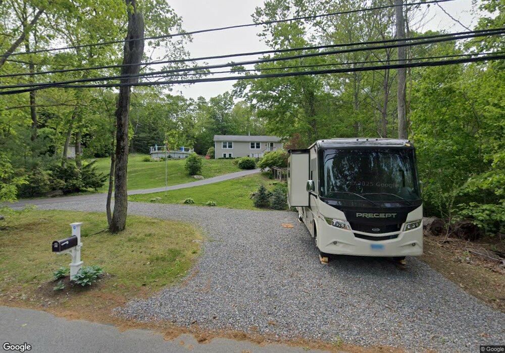 10 Maple Corners Rd, Gales Ferry, CT 06335 - photo 1