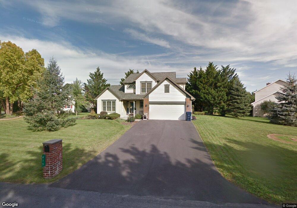 415 Franklin Square Dr, Chambersburg, PA 17201 - photo 1