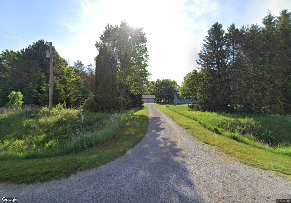 12275 S Block Rd, Birch Run, MI 48415 - photo 1