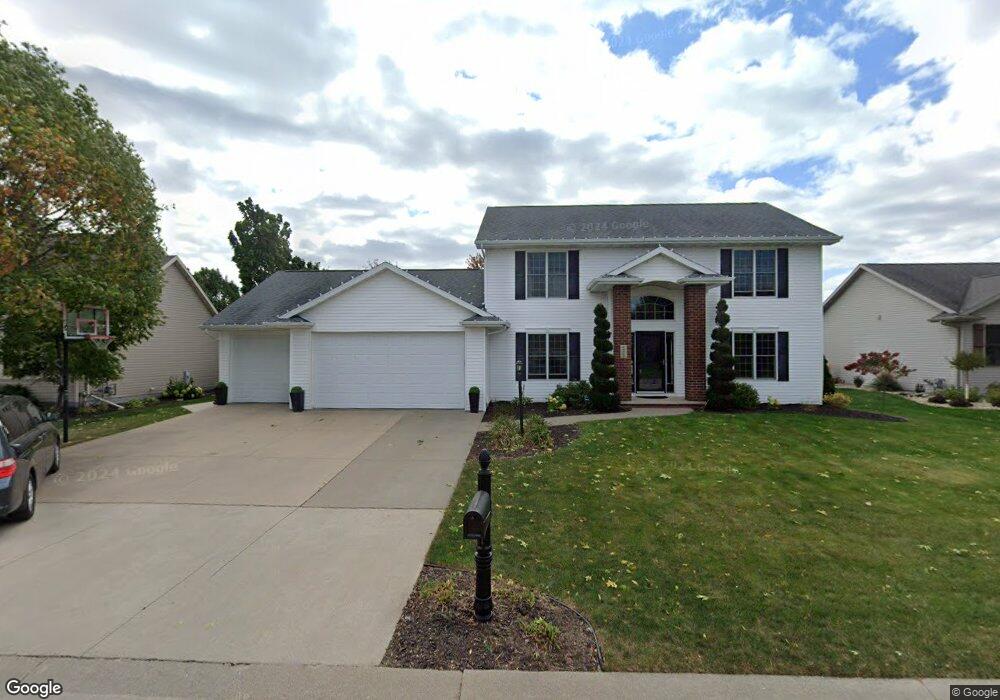 W6055 Nettie Dr, Appleton, WI 54915 - photo 1