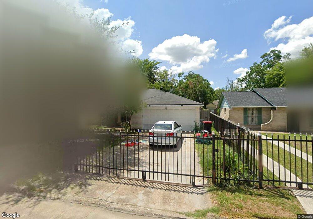 923 Pilot Point Dr, Houston, TX 77038 - photo 1