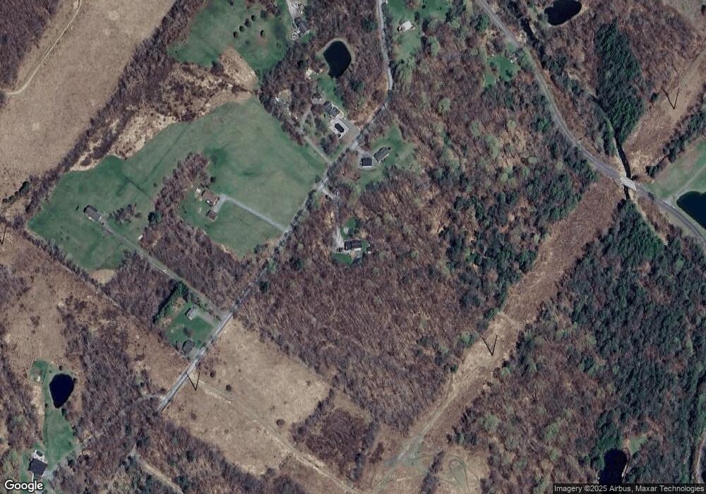 46 Sledzinski Rd, Lake Ariel, PA 18436 - photo 1