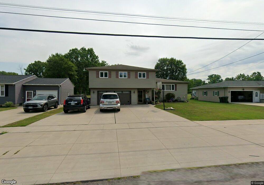 589 Witmer Rd, North Tonawanda, NY 14120 - photo 1