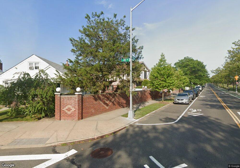 5319 189th St, Fresh Meadows, NY 11365 - photo 1