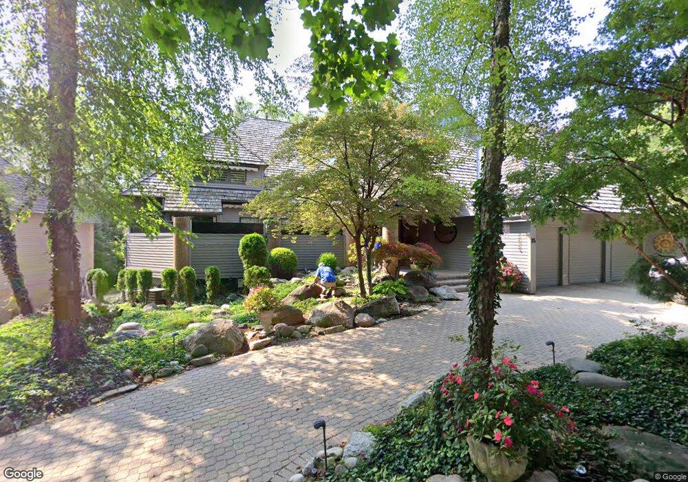 35 Scenic Oaks Dr N unit 8, Bloomfield Hills, MI 48304 - photo 1