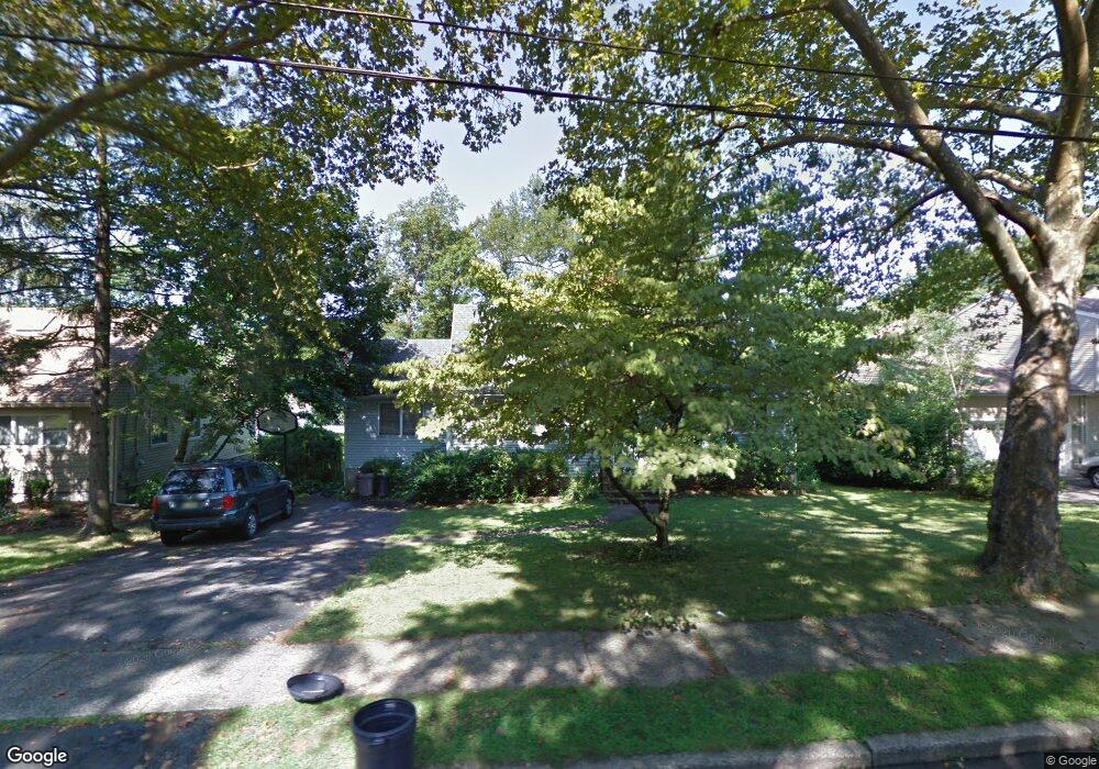 301 Haywood Dr, Paramus, NJ 07652 - photo 1