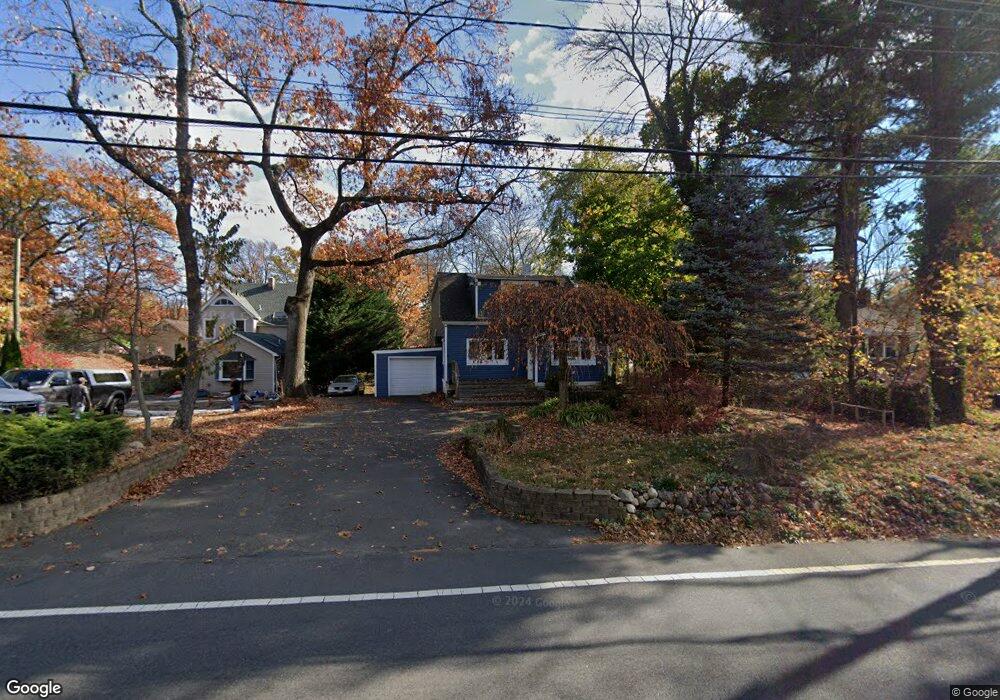 321 Goffle Rd, Ridgewood, NJ 07450 - photo 1