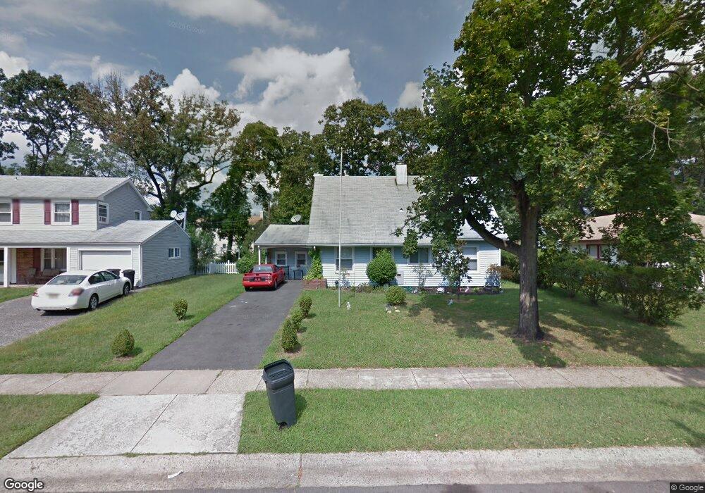 25 Bloomfield Ln, Willingboro, NJ 08046 - photo 1