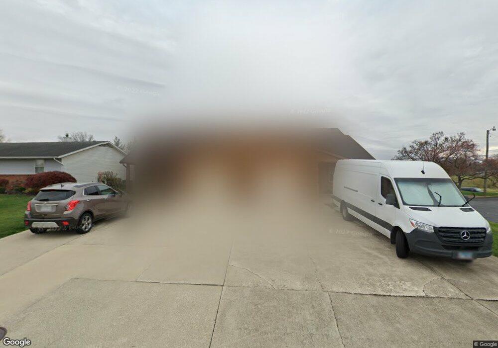 1211 W Temple Ave, Effingham, IL 62401 - photo 1