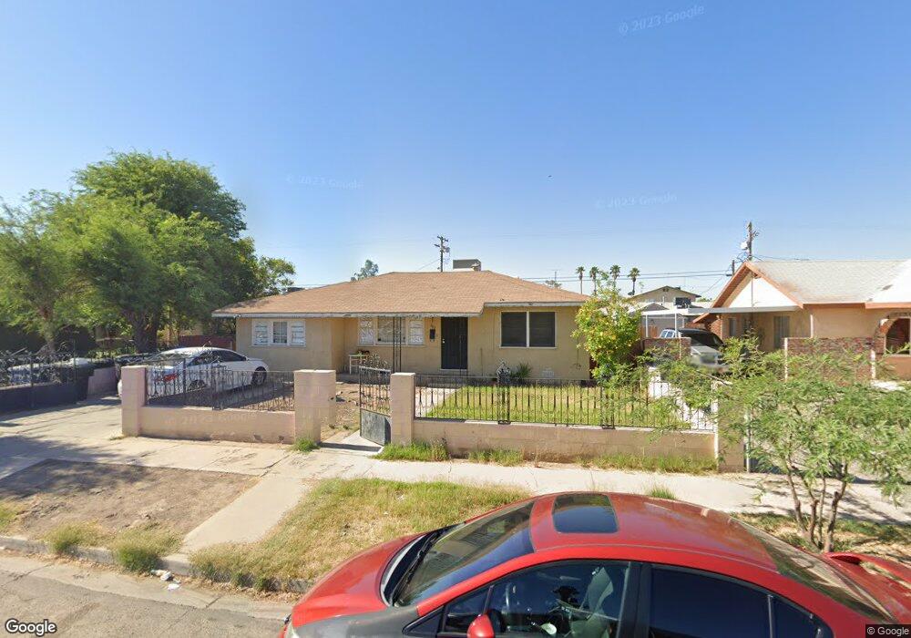 863 Woodward Ave, El Centro, CA 92243 - photo 1