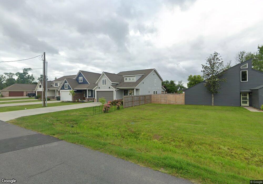 2635 Edgewood Ln, Lake Charles, LA 70605 - photo 1