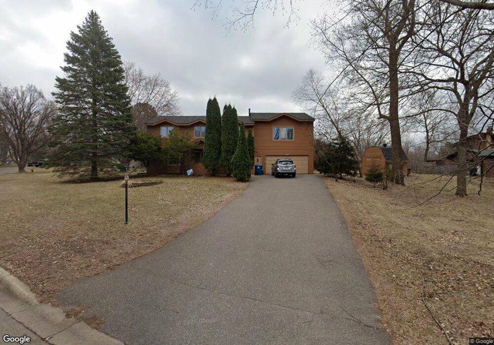 17626 Leemans Ct, Minnetonka, MN 55345 - photo 1