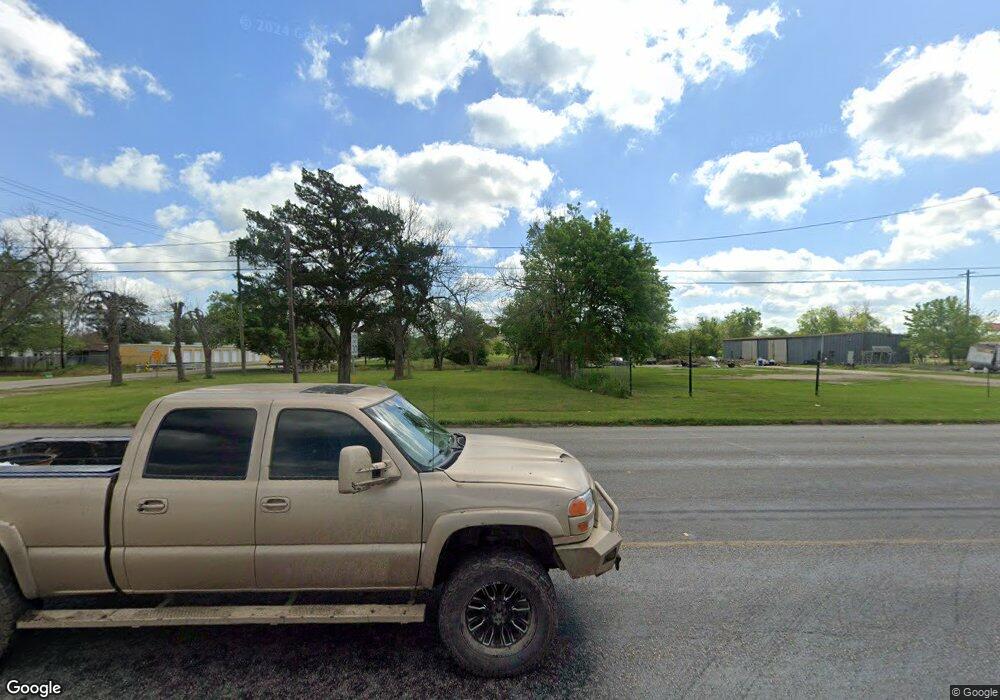 1805 Avenue F, Bay City, TX 77414 - photo 1