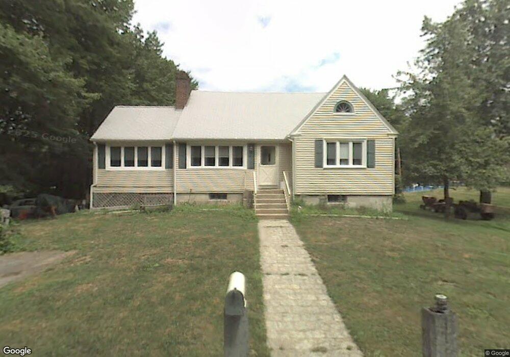 4 Edwards St, Dracut, MA 01826 - photo 1
