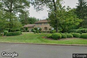 790 Butternut Dr, Franklin Lakes, NJ 07417