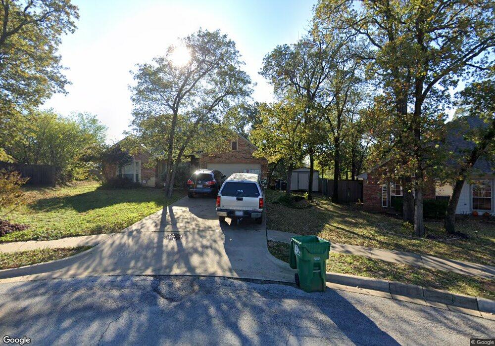 901 Dudley St, Denton, TX 76205 - photo 1