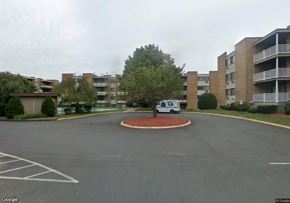 155 Bull Hill Ln unit 212, West Haven, CT 06516 - photo 1