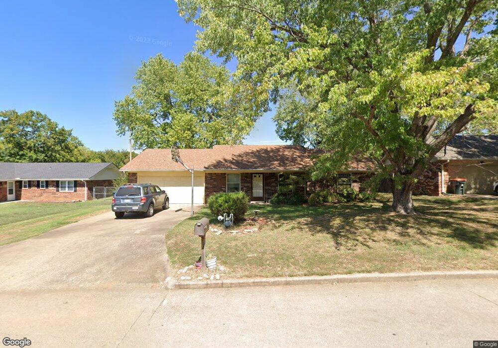 106 E 9th St S, Claremore, OK 74017 - photo 1