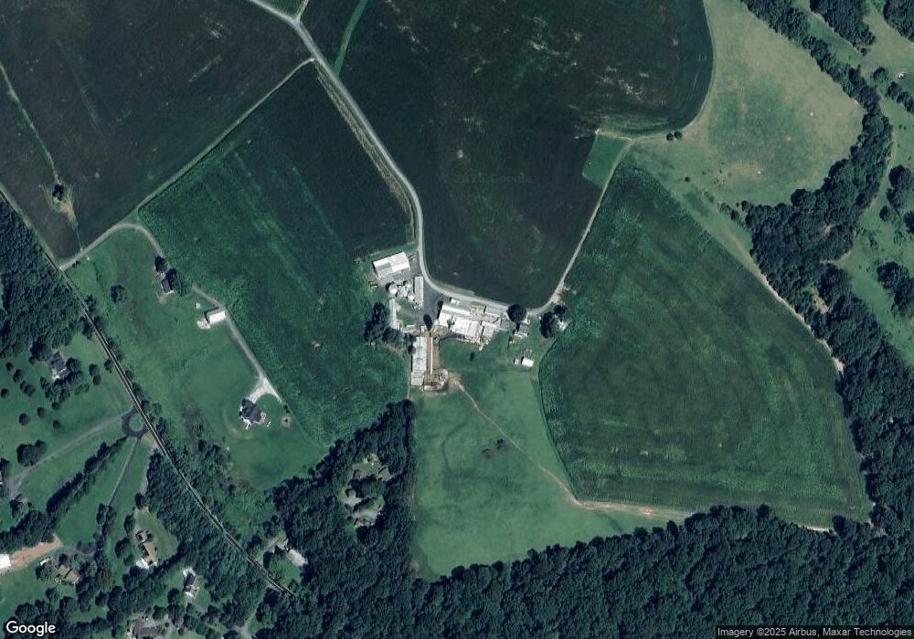 5245 Freter Rd, Sykesville, MD 21784 - photo 1