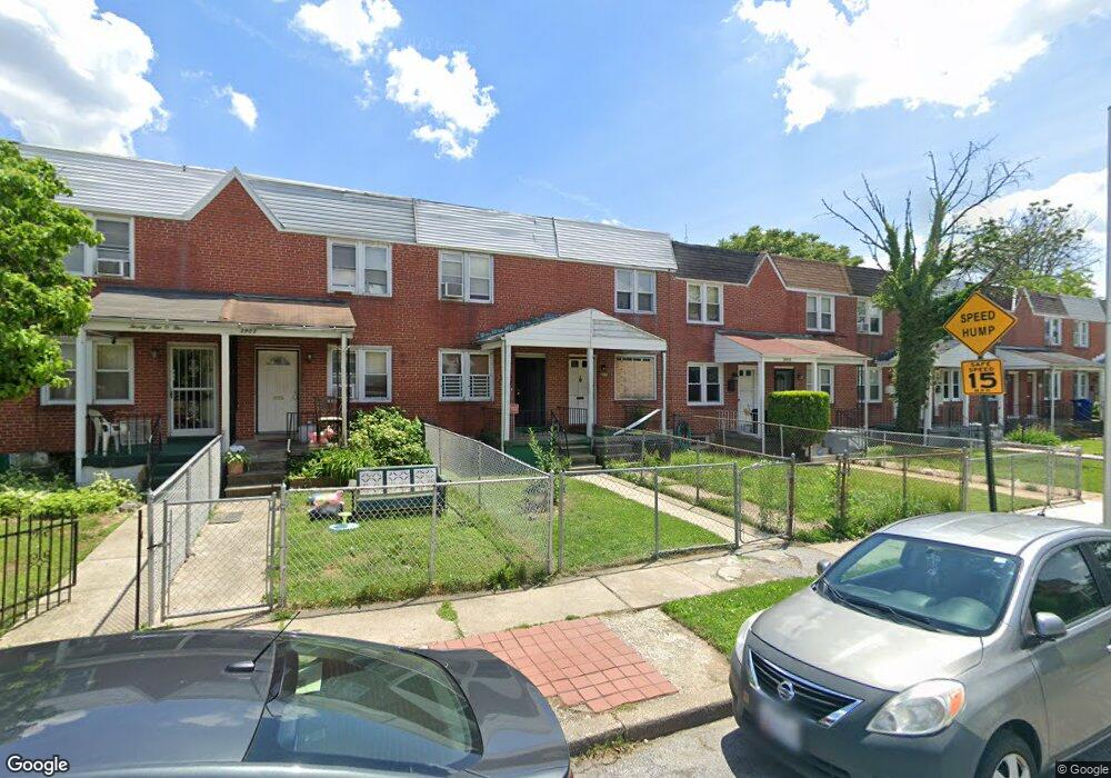 2911 Edgecombe Cir S, Baltimore, MD 21215 - photo 1