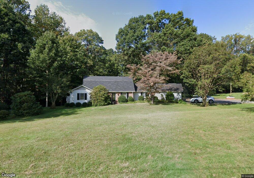 318 Saint Andrews Rd, Statesville, NC 28625 - photo 1