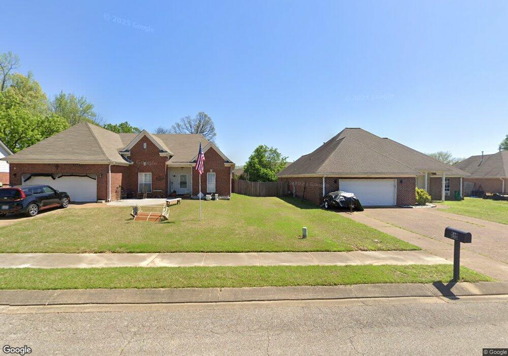 5690 Stone St, Olive Branch, MS 38654 - photo 1
