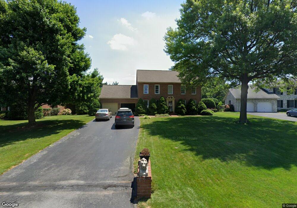 8205 Fox Hunt Ln, Frederick, MD 21702 - photo 1